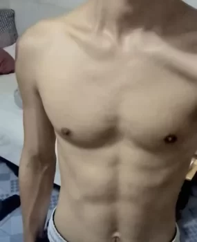 青春男大与你相约