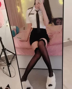 成都大学兼职小美女