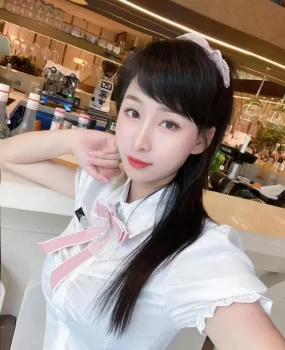 洪山区光谷广场（瑶瑶）老师