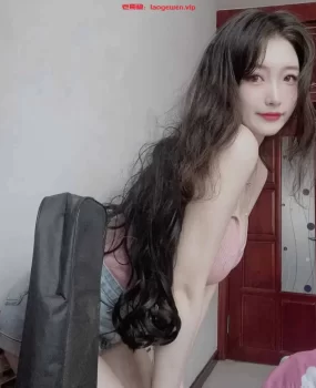 将精液射进大波妹的嘴里 她直呼好爽